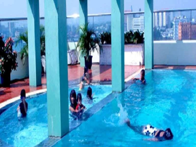 Treva International Hotel Jakarta Exterior foto